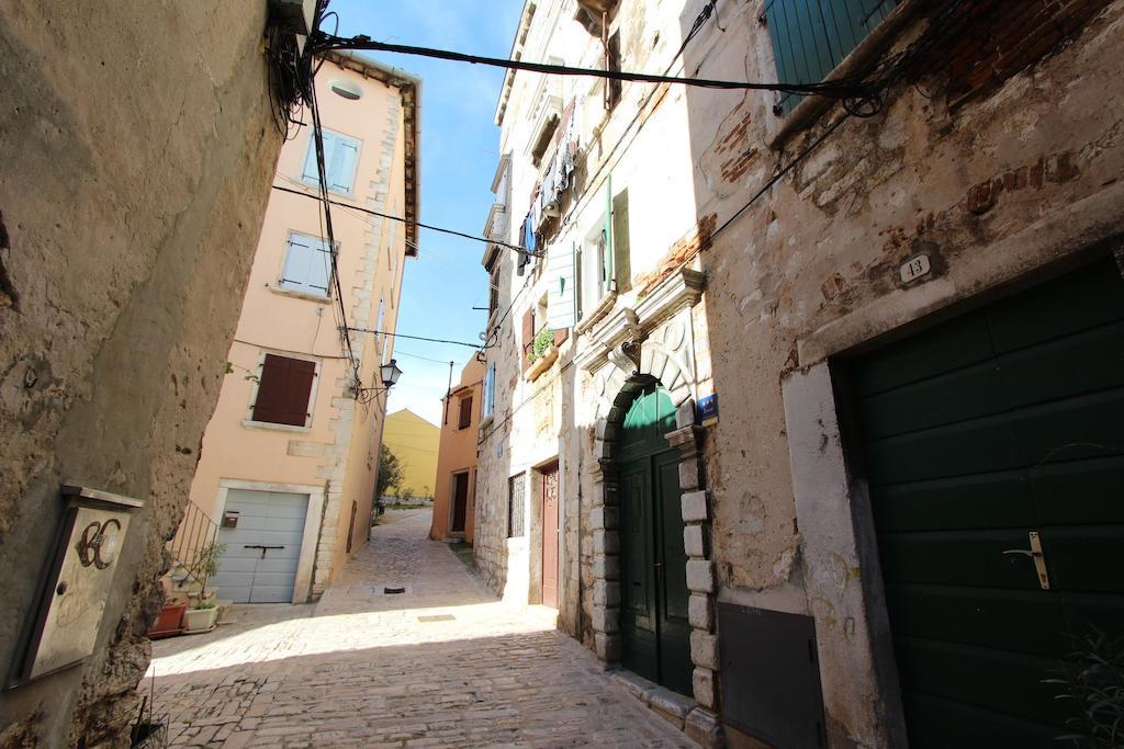 Apartment Alba Rovinj Ruang foto