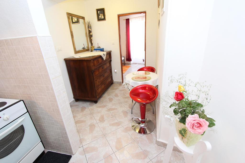 Apartment Alba Rovinj Bagian luar foto