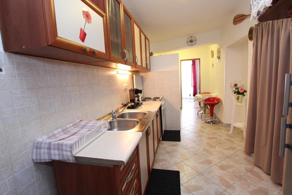 Apartment Alba Rovinj Bagian luar foto