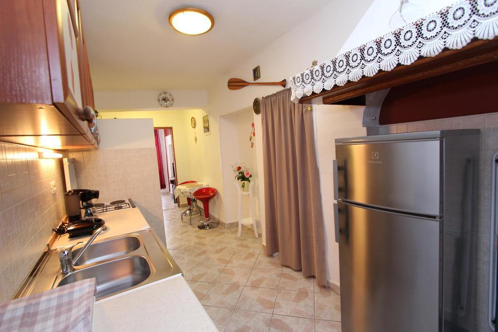 Apartment Alba Rovinj Bagian luar foto