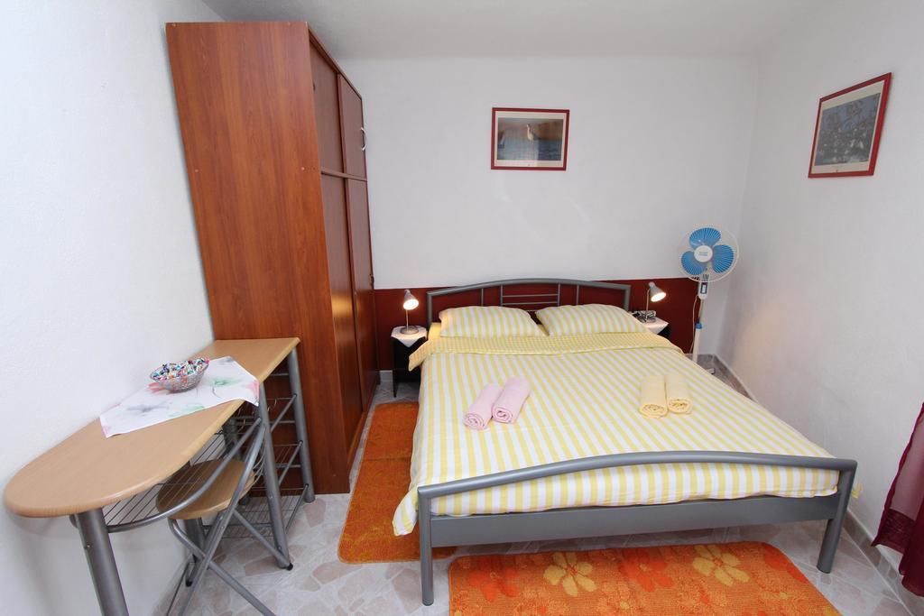 Apartment Alba Rovinj Bagian luar foto