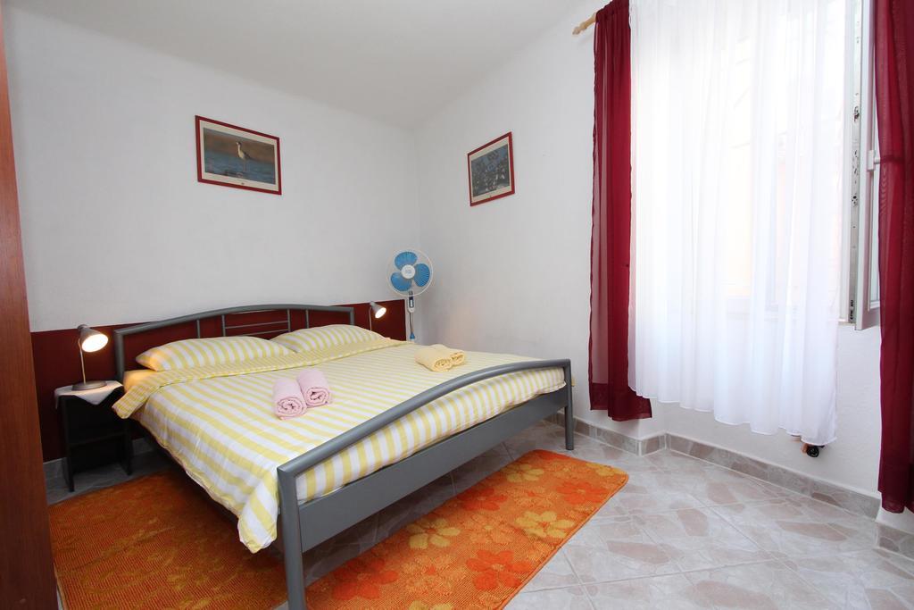Apartment Alba Rovinj Bagian luar foto